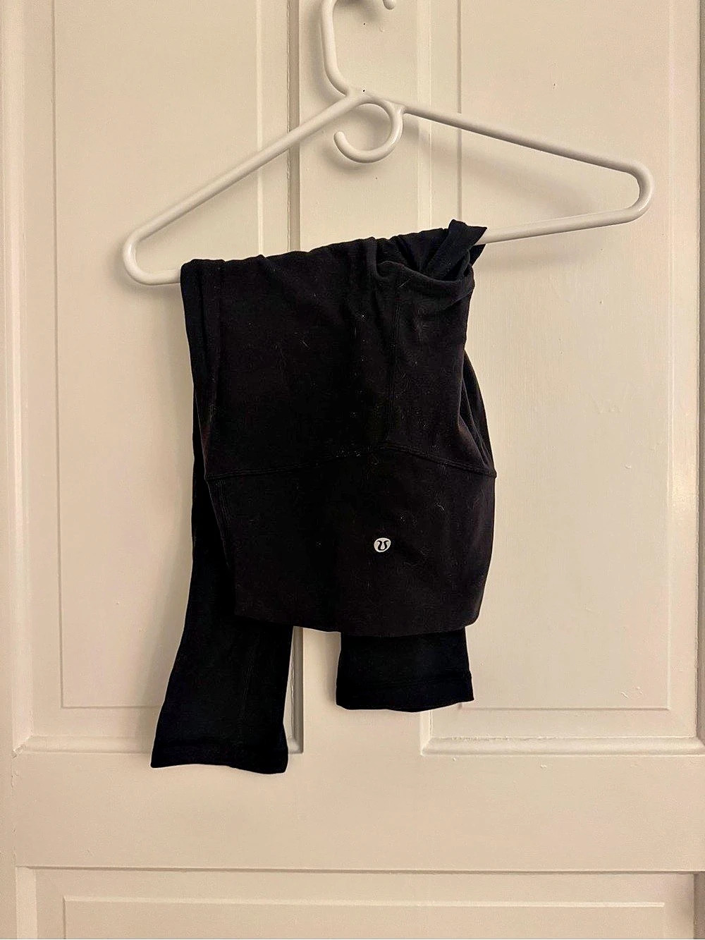 lululemon Black Athletic Leggings 25”